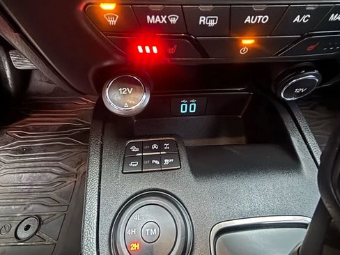 Used 2019 Ford Ranger Lariat w/ Equipment Group 501A Mid image 21