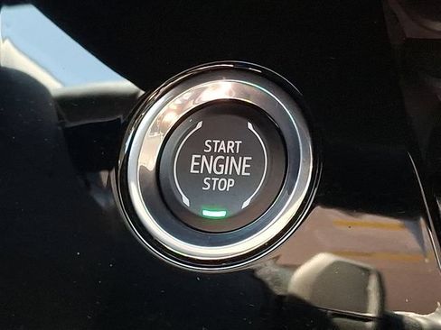 Used 2025 Buick Envision Sport Touring AWD/4WD image 16