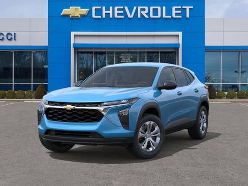 New 2026 Chevrolet Trax LS FWD image 6