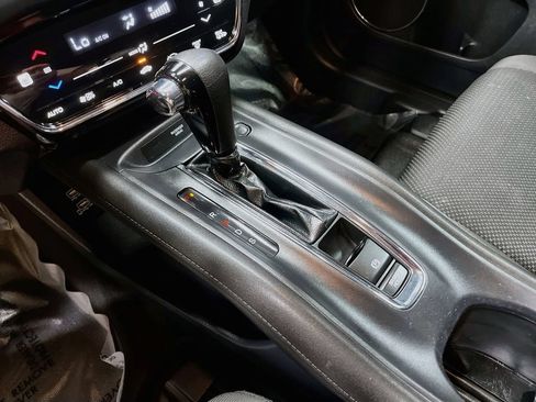 Used 2022 Honda HR-V EX image 16