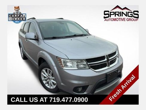 Used 2019 Dodge Journey SE w/ Premium Group image 1