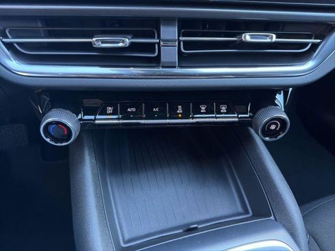 New 2026 Chevrolet Equinox EV LT image 16