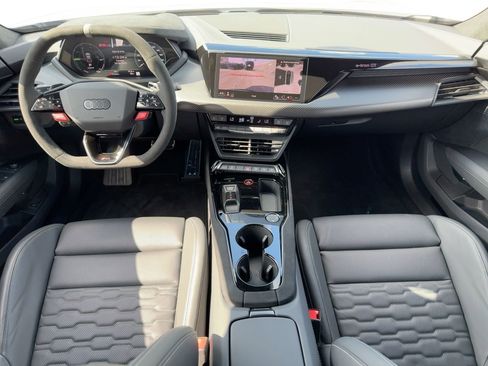 New 2025 Audi RS e-tron GT performance image 16