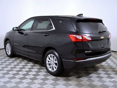 Used 2018 Chevrolet Equinox LT FWD image 9