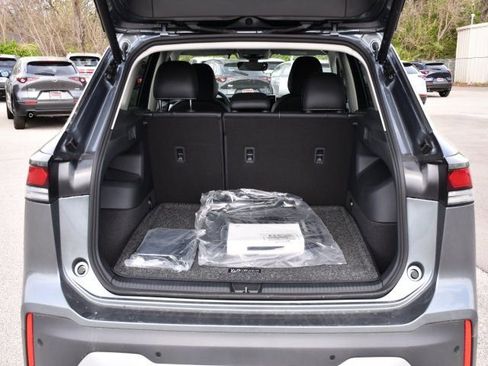 New 2026 Volkswagen Tiguan SE AWD/4WD image 26