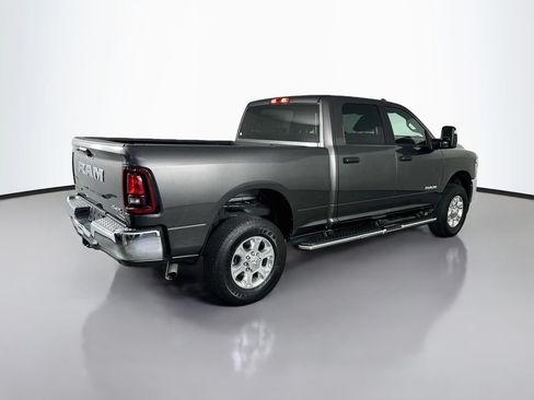 Used 2026 RAM 2500 Big Horn AWD/4WD image 7