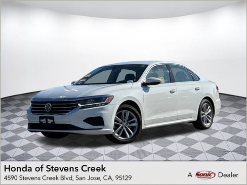 Used 2020 Volkswagen Passat 2.0T SE image 1
