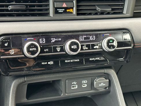 New 2025 Honda Pilot TrailSport image 23