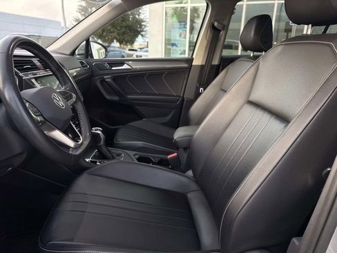Used 2023 Volkswagen Tiguan SE FWD image 16