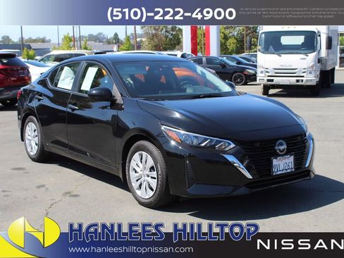Certified 2025 Nissan Sentra S FWD image 5