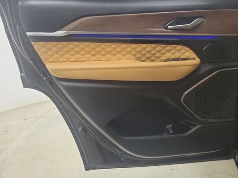 Used 2023 Jeep Grand Cherokee L Summit image 17