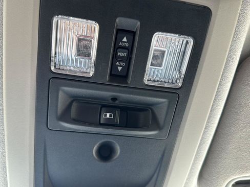 Used 2018 RAM 2500 Limited AWD/4WD image 19