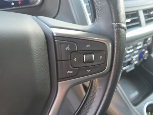 Used 2022 Chevrolet Tahoe LT w/ Luxury Package RWD image 23