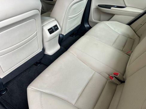 Used 2014 Honda Accord Touring image 12