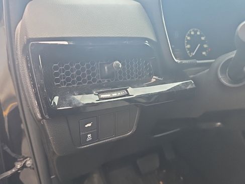 Used 2024 Honda CR-V Sport Touring image 17