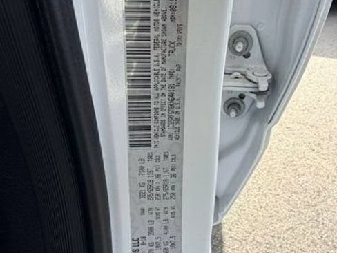 Certified 2019 RAM 1500 Tradesman AWD/4WD image 18