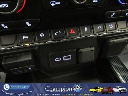 Used 2020 Chevrolet Silverado 1500 LT Trail Boss w/ Midnight Edition AWD/4WD image 42
