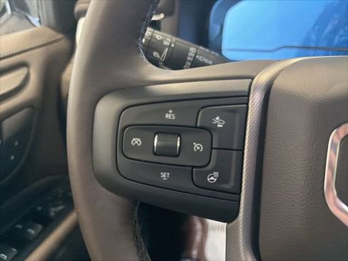 Used 2023 GMC Yukon Denali AWD/4WD image 41