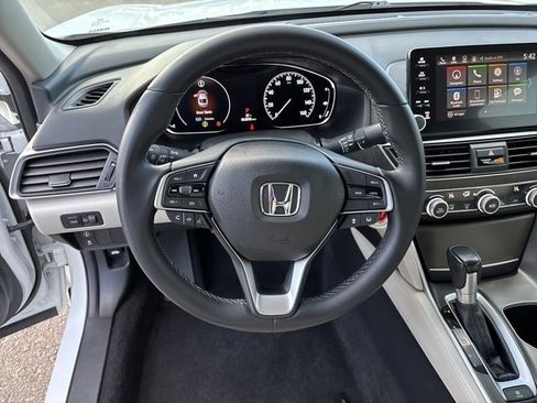 Used 2018 Honda Accord EX-L image 15