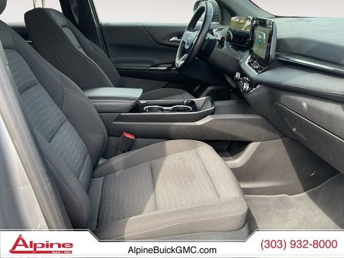 Used 2025 Chevrolet Equinox LT image 15