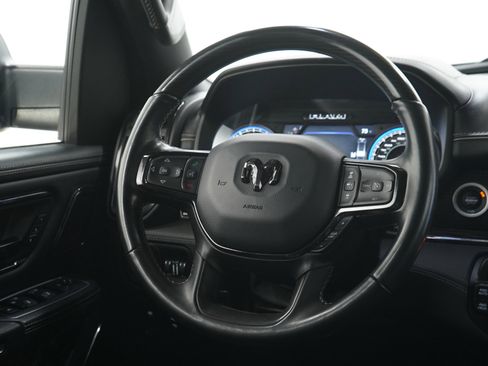 Used 2022 RAM 1500 Limited image 15