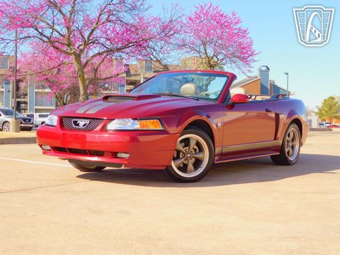 Used 2004 Ford Mustang GT image 9