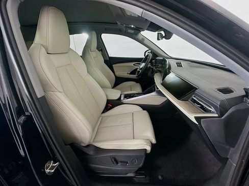 Used 2025 Audi Q5 Prestige AWD/4WD image 24