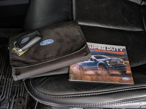 Used 2020 Ford F250 Lariat w/ Lariat Ultimate Package AWD/4WD image 64