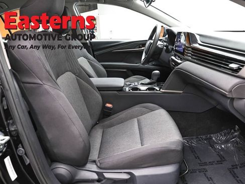 Used 2025 Toyota Camry LE FWD image 24