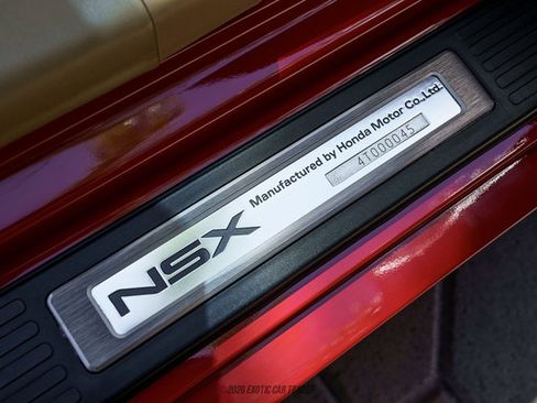 Used 2004 Acura NSX T RWD image 59