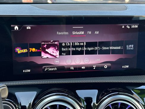 Used 2025 Mercedes-Benz CLA 250 image 17