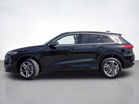 New 2026 Audi Q5 Premium Plus AWD/4WD image 3