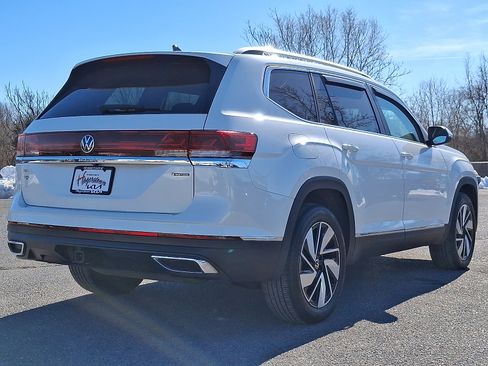 Used 2024 Volkswagen Atlas SEL image 4
