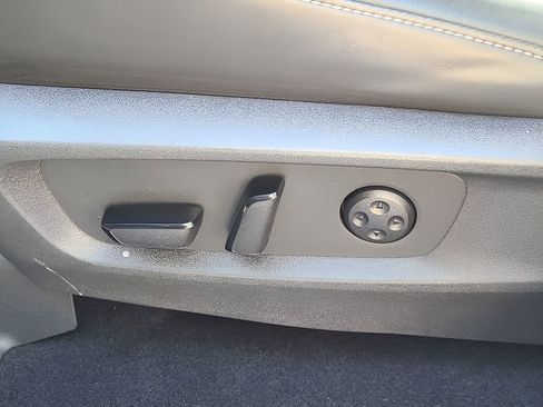 Used 2023 INFINITI QX60 Sensory w/ Cargo Package image 26