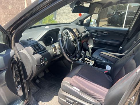 Used 2018 Honda Ridgeline Black Edition image 5
