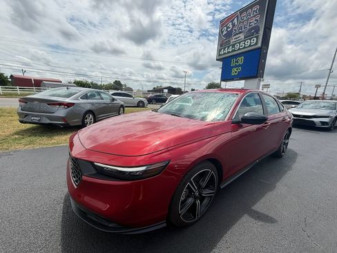Used 2024 Honda Accord Sport image 8