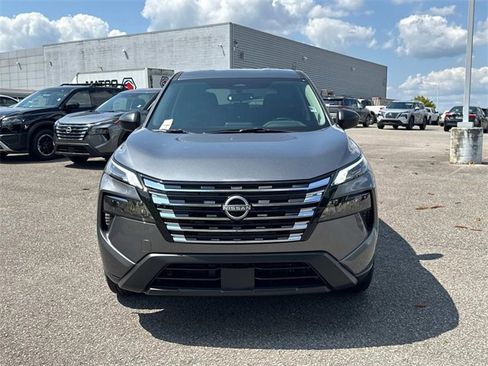 New 2026 Nissan Rogue S image 9