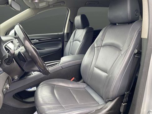 Used 2018 Buick Enclave Premium AWD/4WD image 12