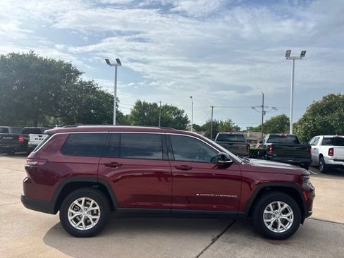 Certified 2023 Jeep Grand Cherokee L Limited AWD/4WD image 4