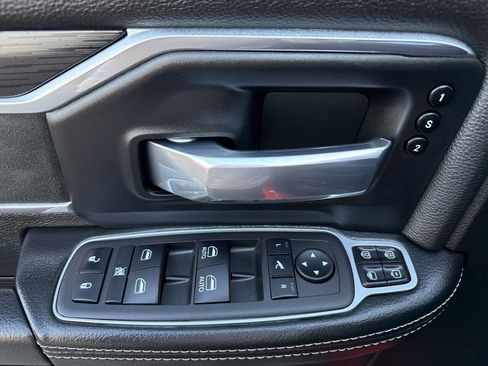 Used 2024 RAM 2500 Laramie w/ Night Edition image 34