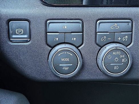 New 2026 Chevrolet Silverado 3500 LT w/ Convenience Package image 19