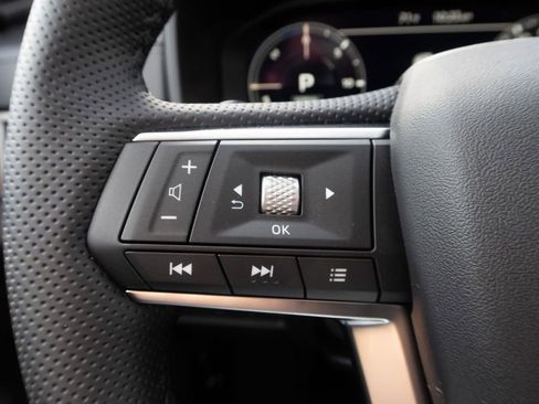 New 2024 Mitsubishi Outlander 4WD Plug-In Hybrid image 32