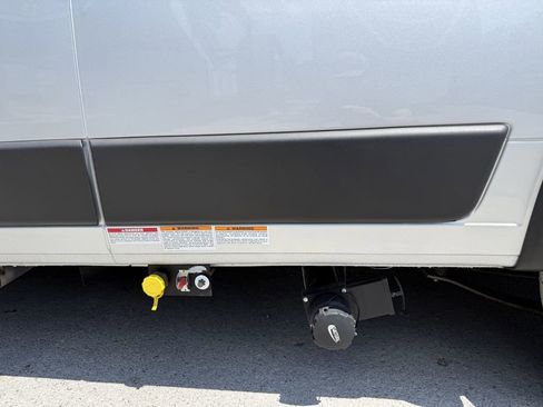 Used 2021 RAM ProMaster 3500 w/ Convenience Group FWD image 14
