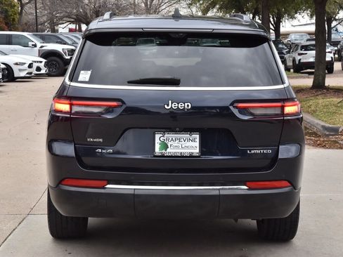 Used 2023 Jeep Grand Cherokee L Limited w/ Luxury Tech Group II image 9