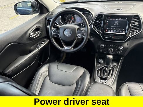 Used 2020 Jeep Cherokee Limited image 11