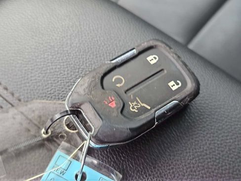 Used 2024 GMC Terrain SLT AWD/4WD image 31