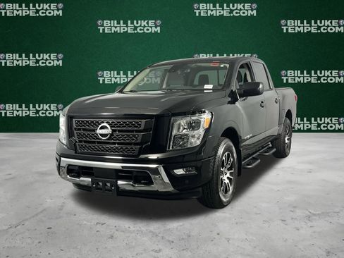Used 2024 Nissan Titan SV w/ SV Convenience Package image 4