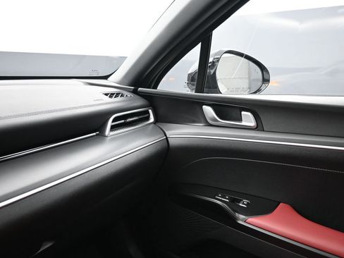 Used 2024 Kia K5 GT-Line image 18