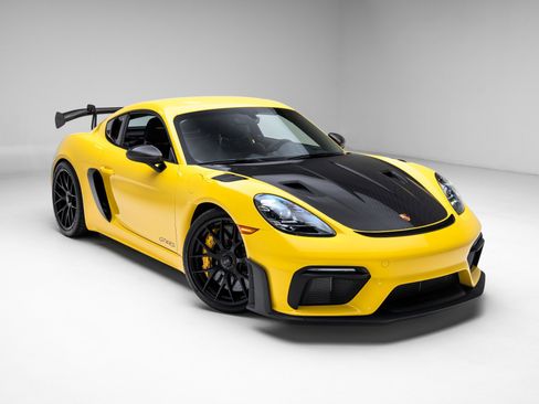 Used 2024 Porsche 718 Cayman GT4 RS RWD image 25