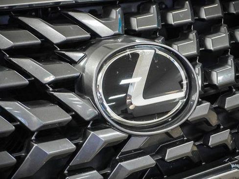 Certified 2023 Lexus GX 460 Premium w/ Premium Package AWD/4WD image 24